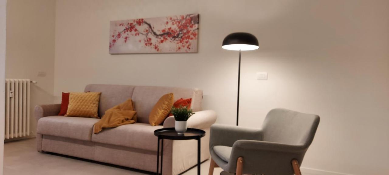 Rent 3 Apartment Milan